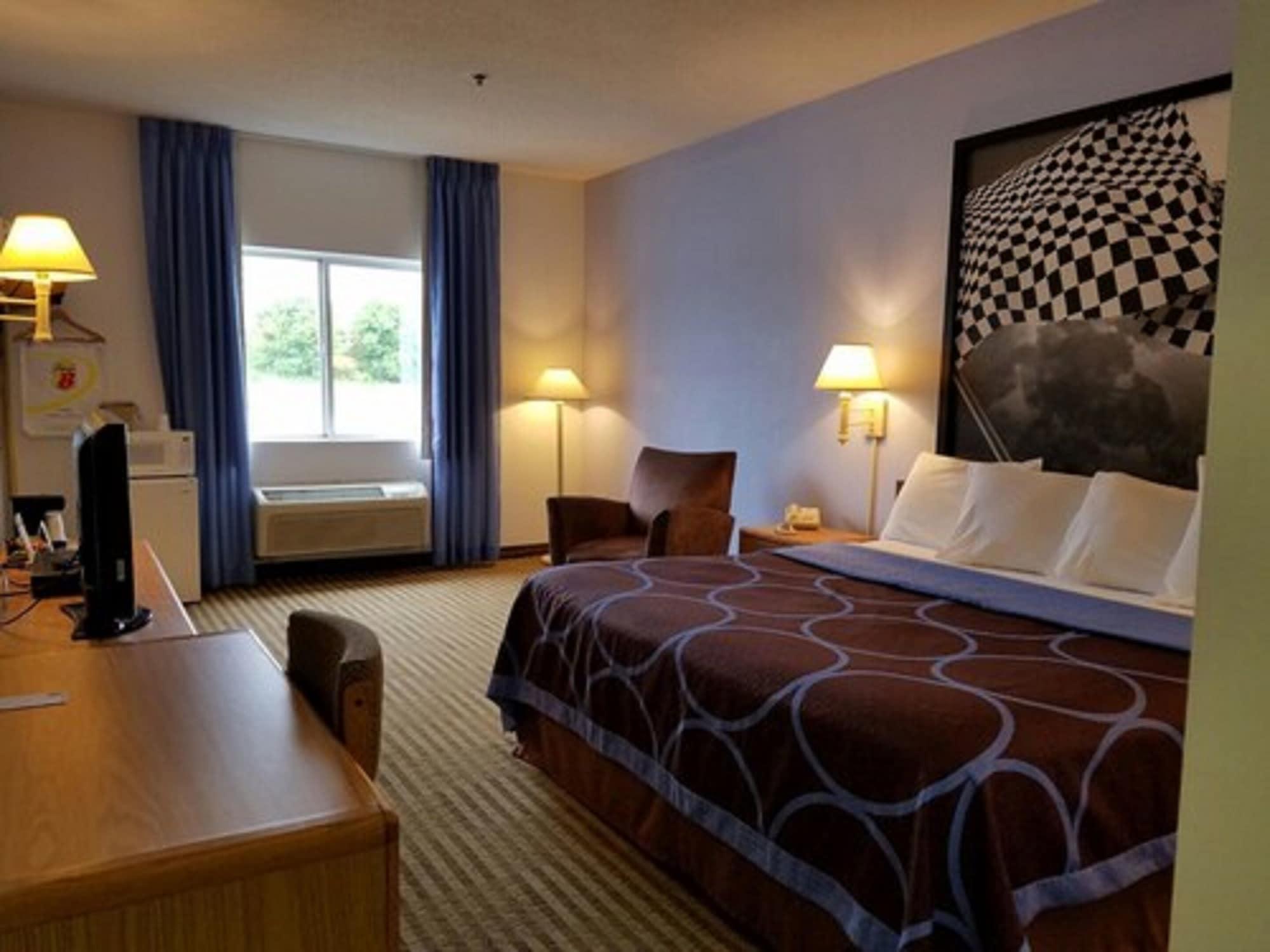 Hotel Super 8 By Wyndham Huntington Zewnętrze zdjęcie